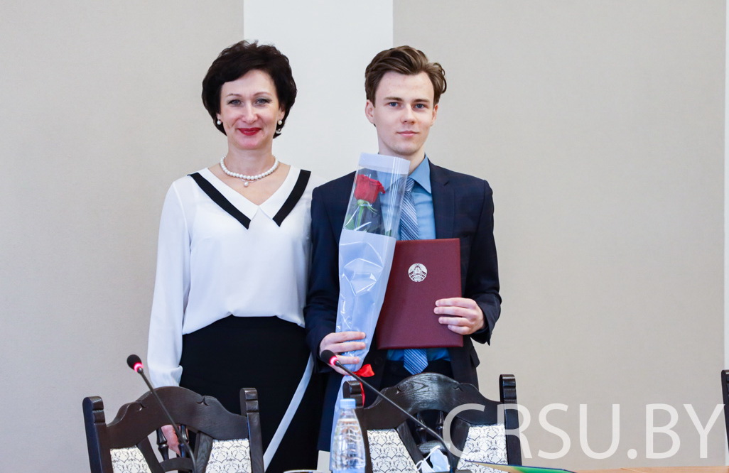 Студенты ГрГУ имени Янки Купалы удостоены почетных президентских наград