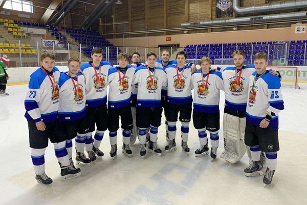 Команда Купаловского университета – серебряный призер Республиканской универсиады по хоккею с шайбой