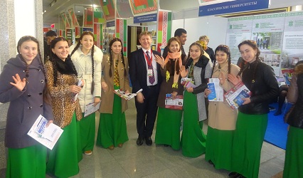 Делегация ГрГУ имени Янки Купалы представила образовательные услуги университета на Национальной выставке-ярмарке Республики Беларусь в г. Ашхабад