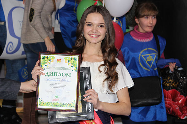 Студентка ГрГУ имени Янки Купалы Анастасия Овсейчик одержала победу в областном этапе республиканского конкурса «Студент года-2015»