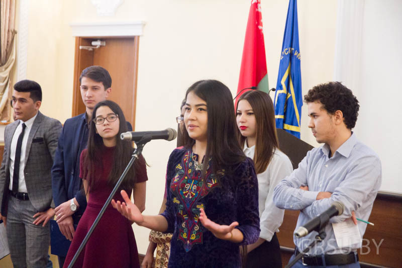 Иностранные студенты из университетов Гродно состязались в мастерстве красноречия