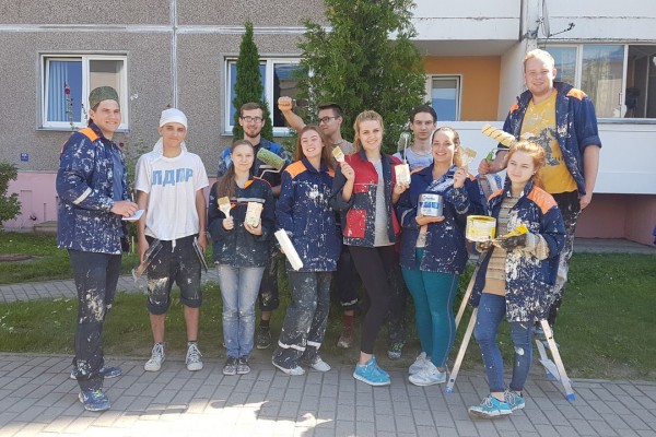 15 студентов ГрГУ имени Янки Купалы в составе строительного отряда приступили к работе
