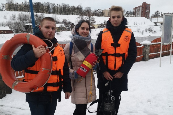 Студенты ГрГУ имени Янки Купалы совместно с ОСВОД патрулировали водоемы