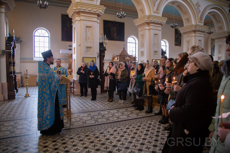 Молебен в честь 79-летия  ГрГУ имени Янки Купалы прошел в Свято-покровском кафедральном соборе
