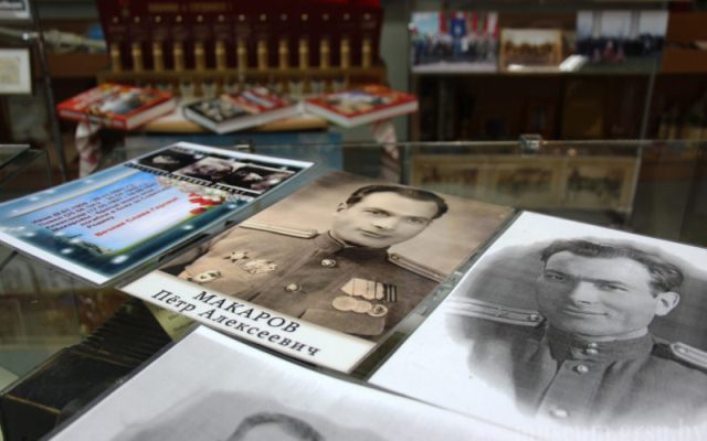 Выставка, посвященная 75-летию освобождения Беларуси от немецко-фашистских захватчиков, проходит в Музее истории развития ГрГУ имени Янки Купалы