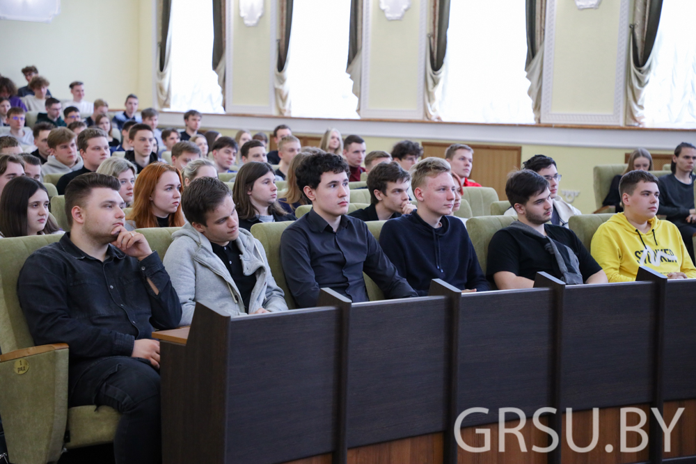 В Купаловском университете продолжаются встречи ректора с коллективом и студентами