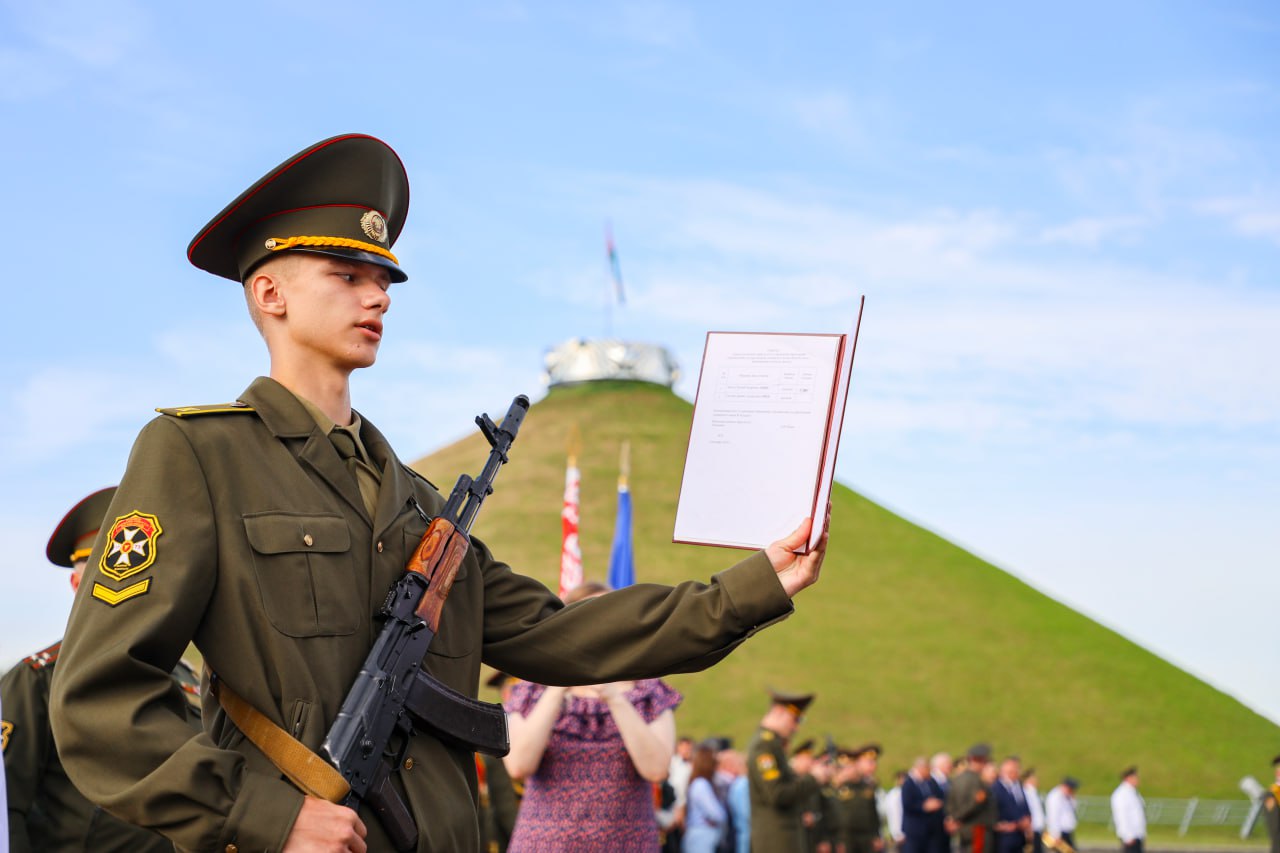 Курсанты ваеннага факультэта ГрДУ імя Янкі Купалы прымуць прысягу